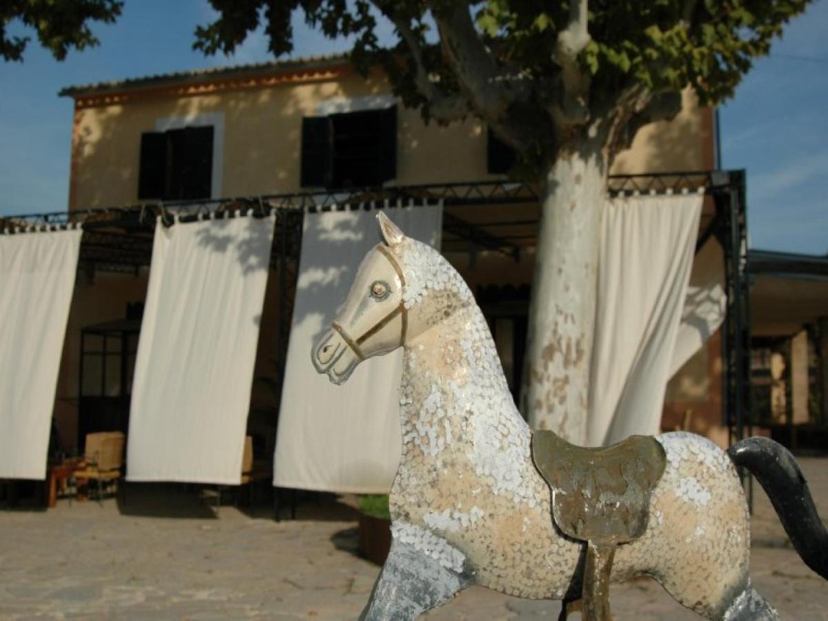 Loftotel Canet Esporles Εξωτερικό φωτογραφία